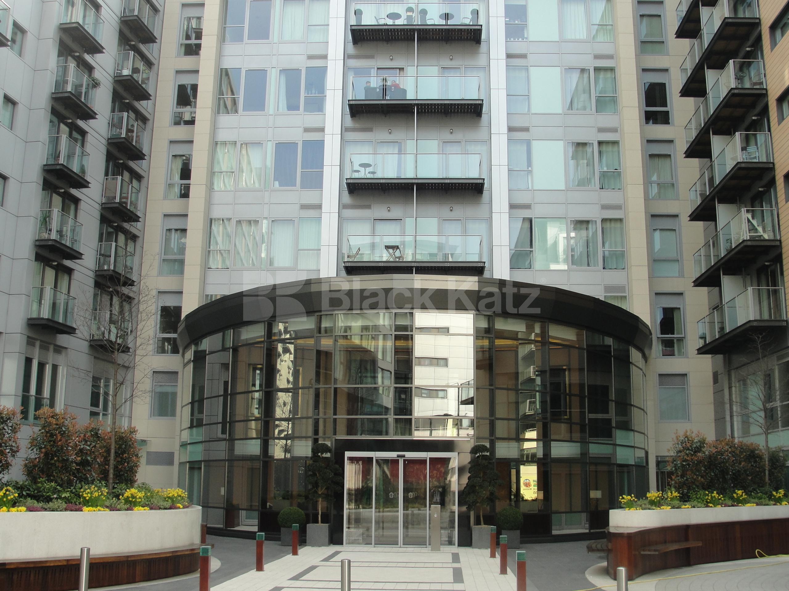 			1 Bedroom, 1 bath, 1 reception Flat			 Hawker Building, Chelsea Bridge Wharf, Queenstown Road, Battersea SW8